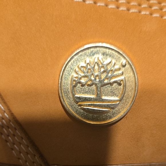 TIMBERLAND GOLD - Picture 2 of 8